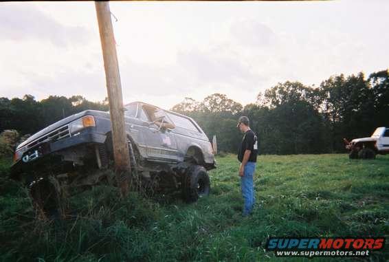pole_climbing.jpg Pole climbing at the flat above "Bents and Dents"
