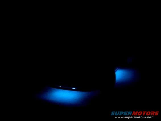 frontquarternoflash.jpg Without flash