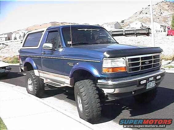 10000020.jpg You can see where I mounted my three fog lights in my bumper. 