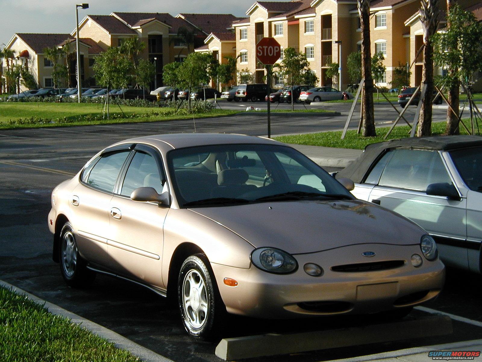1997 Ford Taurus