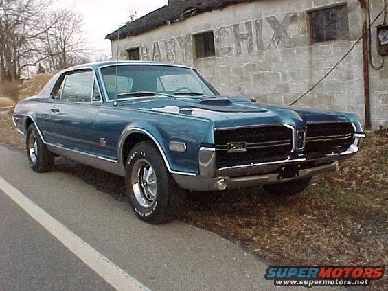 2006fr34.jpg It is Nordic Blue (Mercury name for the Ford color Acapulco Blue)
