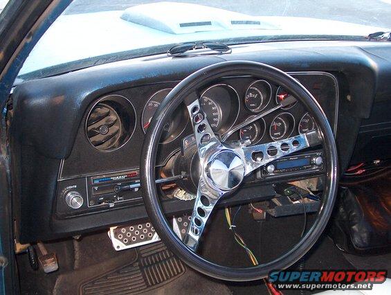 hpim3676.jpg Gage package from a 72 GT