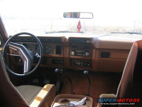 interior003.jpg 