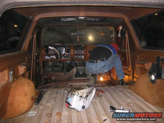 interior004.jpg 