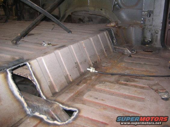 interior006.jpg 