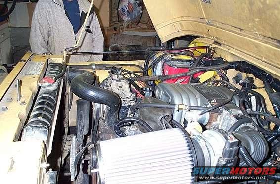 jeep_ds_engine.jpg 5.0 HO swapped in. pieces from all kinds of stuff.