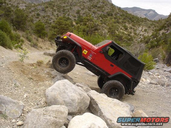 bronco-012.jpg 
