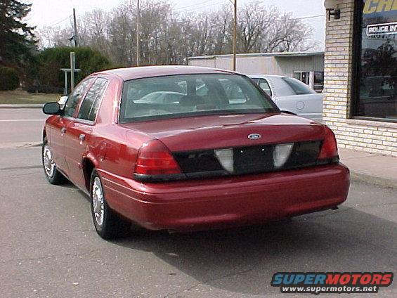 16813735.jpg From Cheyka's listing (www.usedcopcars.com)