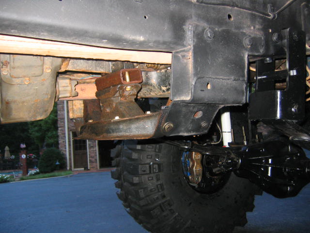 done-(9).jpg crossmember fixed... no front driveshaft in this pic... first day... still on order at that time...