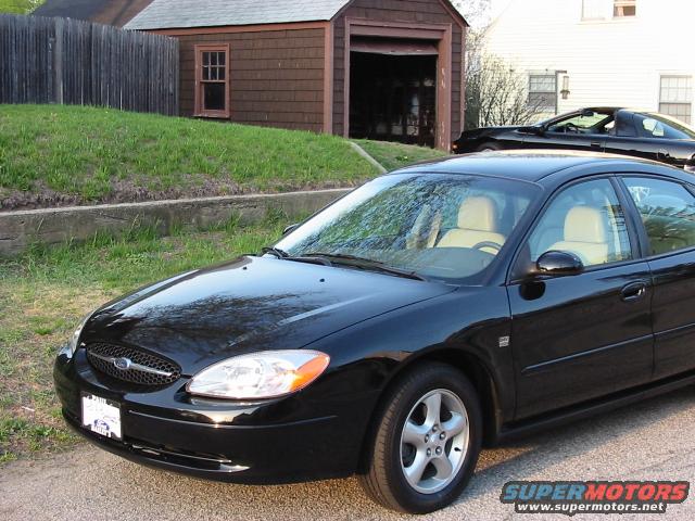 2001 Ford Taurus