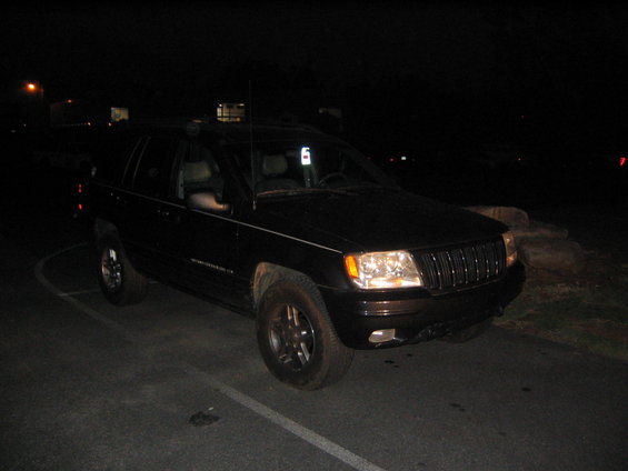 before.jpg Before the lift.  Dropping it off at Southern Off Road.