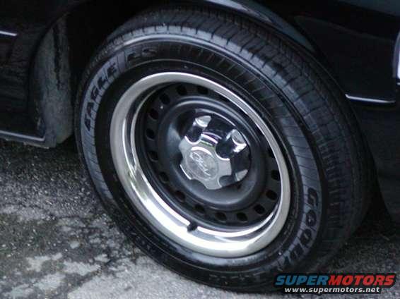 wheel.jpg Closeup of the wheel