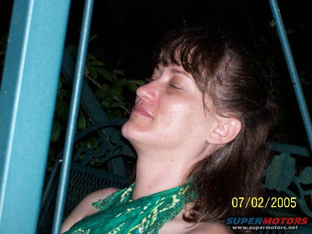 100_0039.jpg Lori relaxing