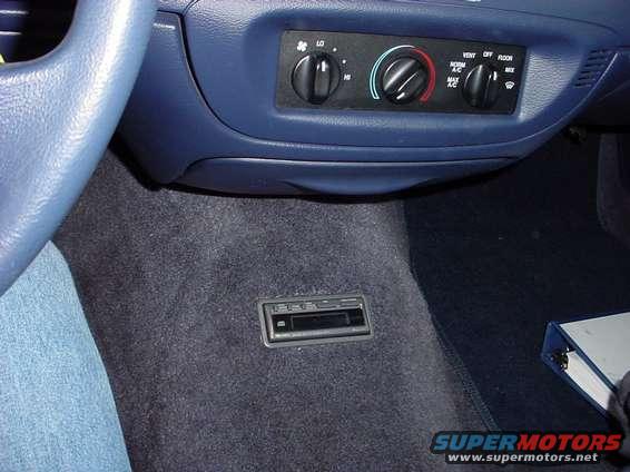 remote.jpg CD Remote for CD Changer located in truck 