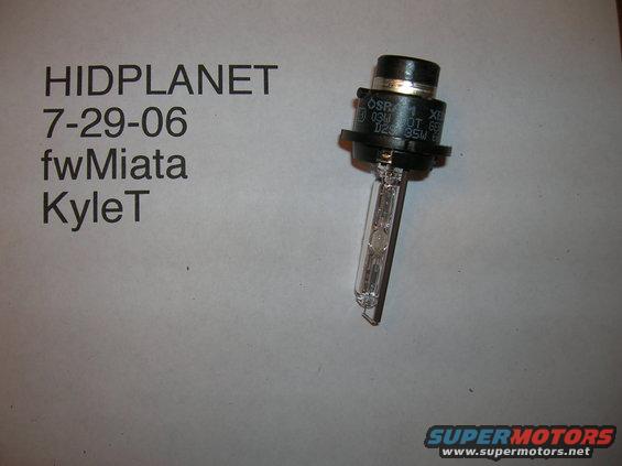 HID headlight bulb with D2S 35W markings