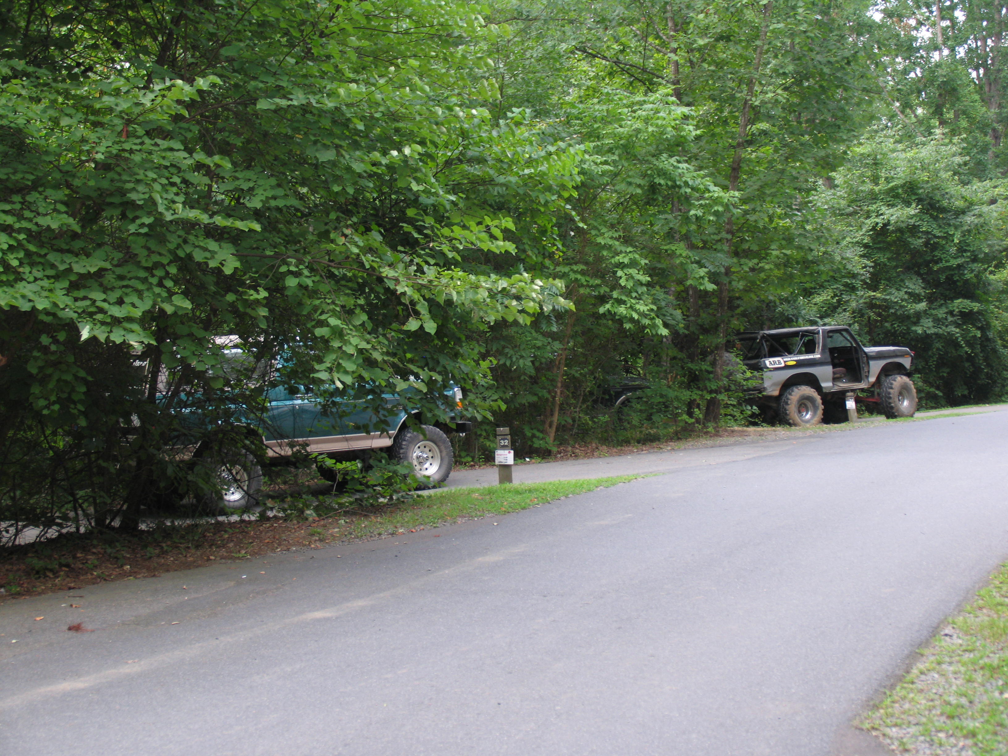 1995 Ford C-350 (Centurion Conversions) “Green”
