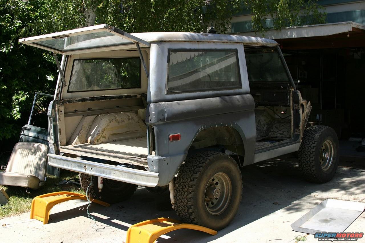 1971 Ford Bronco “Land Shark”