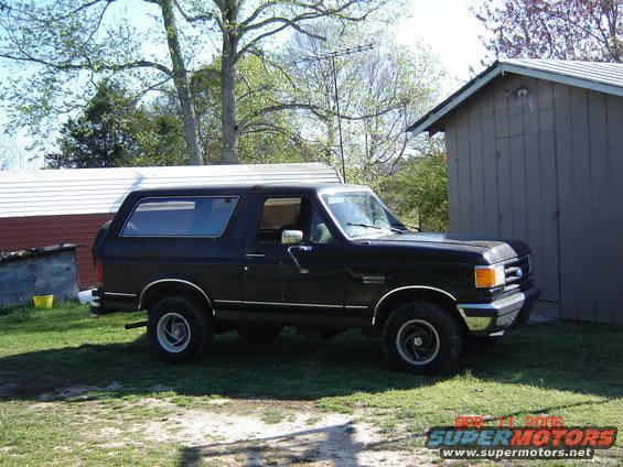 picture-232.jpg different view. drove it home started workin the day i got it. took a couple pics first.