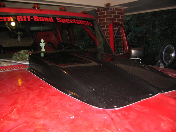 uwharrie-(6).jpg i riveted it on and im gonna mold it in and paint it one of these days....
