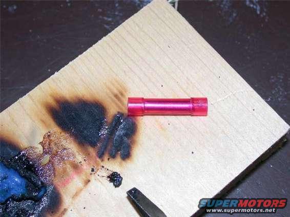 ant_08.jpg So, get yourself a butt connector, which if you're doing this yourself, I'll assume you have plenty.