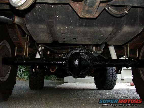 por15_1.jpg The initial application of POR15 Rust Inhibitor to the rear end. Talk about glossy. I am prepping to put on the *Chassis Coat Black* which is traditional flat chassis color. Pics to come....