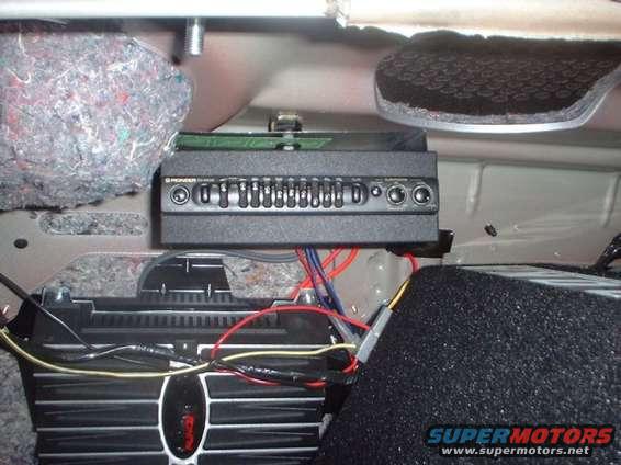 setup2.jpg Pioneer sub EQ installed