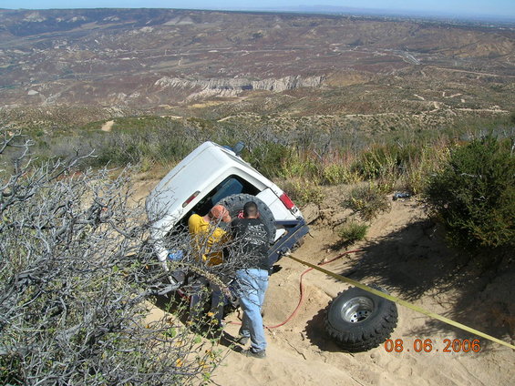 dscn1349.jpg hows this to change a tire.