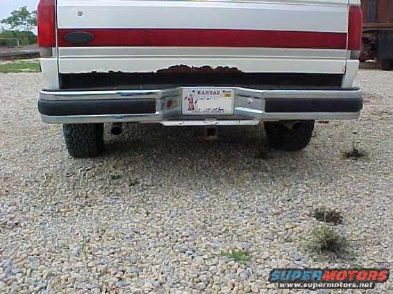 Better view of the tailgate rust.  Found a new aftermarket tailgate.  Hope to have it on and the whole body repainted by the end of this summer.
