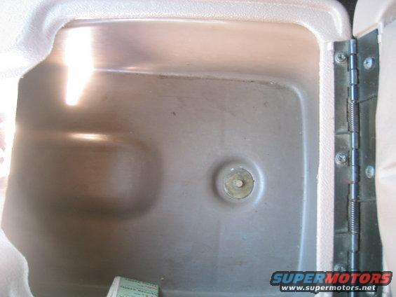 empty-center-console.jpg