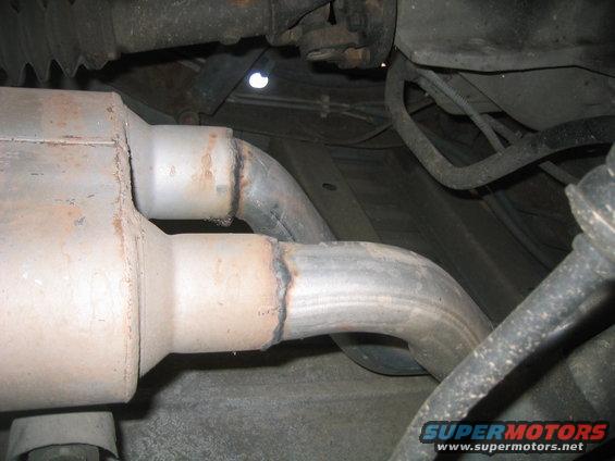 exhaust-welds.jpg dual exits