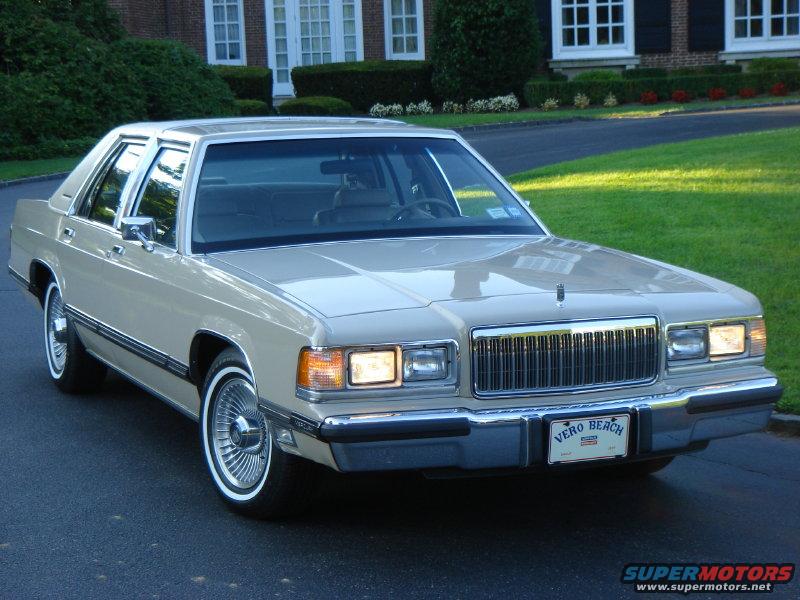 1990 Mercury Grand Marquis photo