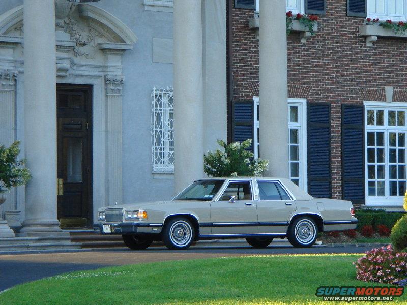 1990 Mercury Grand Marquis photo