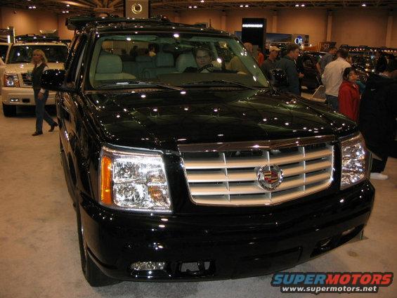 escalade.jpg 
