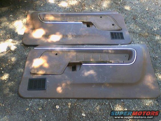 7273-ranchero-gt-interior-door-panels-ginger.jpg 