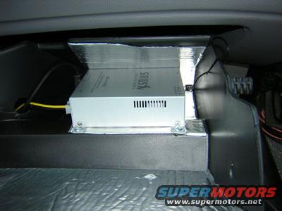 Tuner sitting nicely in the back of the glovebox.
Antenna runs out the right side.