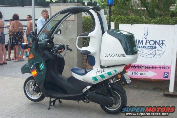 guardia civil bmw scooter C1