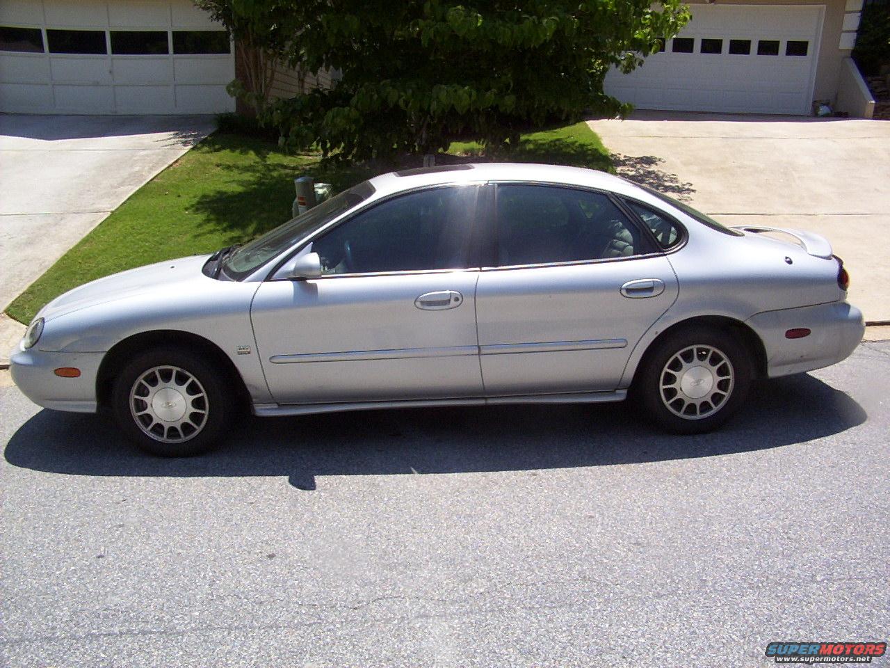 Ford Taurus