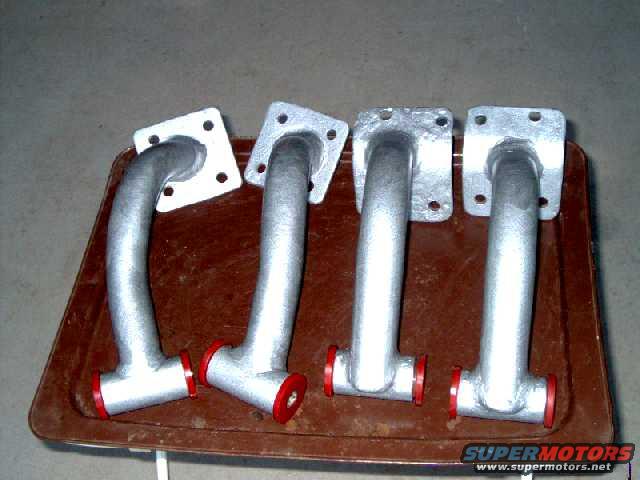 cagekit89.jpg A-pillar mounts (L) and B-pillar mounts (R)