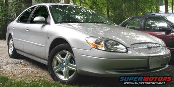 frontleftcoloredparts.jpg Here I have tried body matched grill and running board paint.  Also added blue lugs.