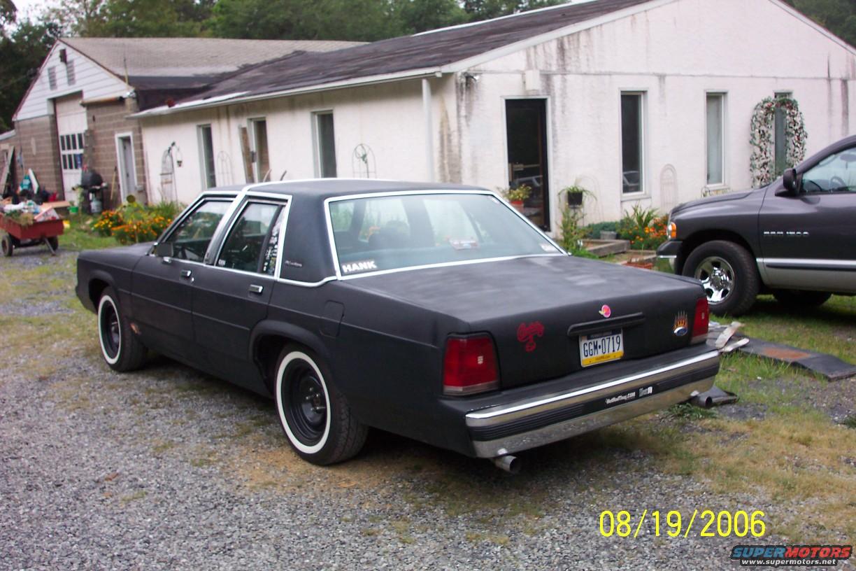 1989 Ford LTD Crown Victoria photo