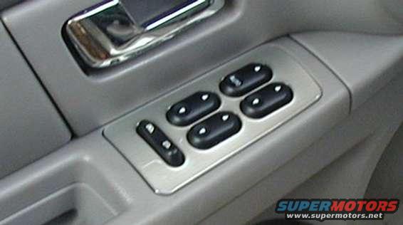 kitdriverdoor.jpg dash kit on Driver's side door