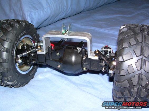 img-151.jpg rear link mount...