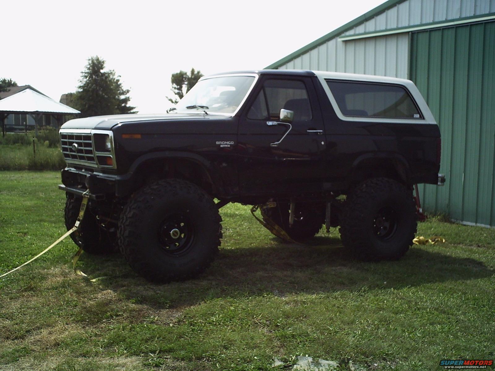 1986 Ford Bronco photo