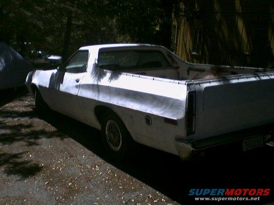72-ranchero-gt-3.jpg 1972 Ranchero GT during paint  prep