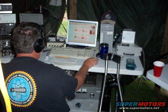 Cliff operating microwaves while surfing the net for camel toe...