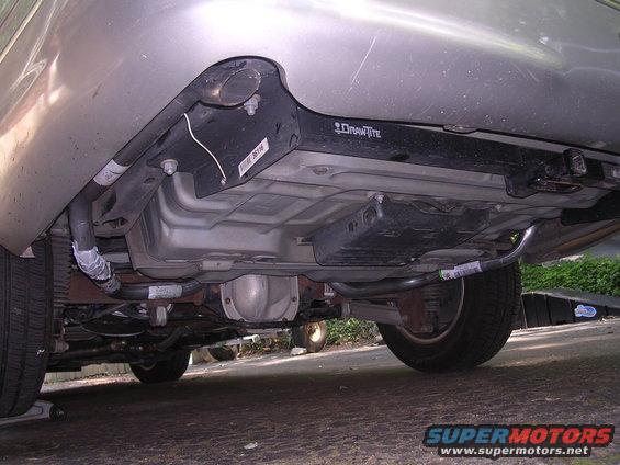 dscn3251.jpg New dual exhaust and sway bar.