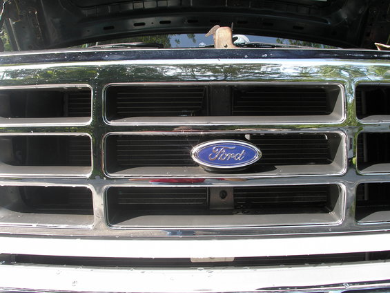 1994 Ford Bronco grille with Ford logo