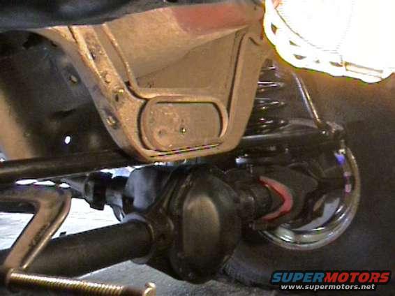 Steering rod is pretty high. Must cut cross member!