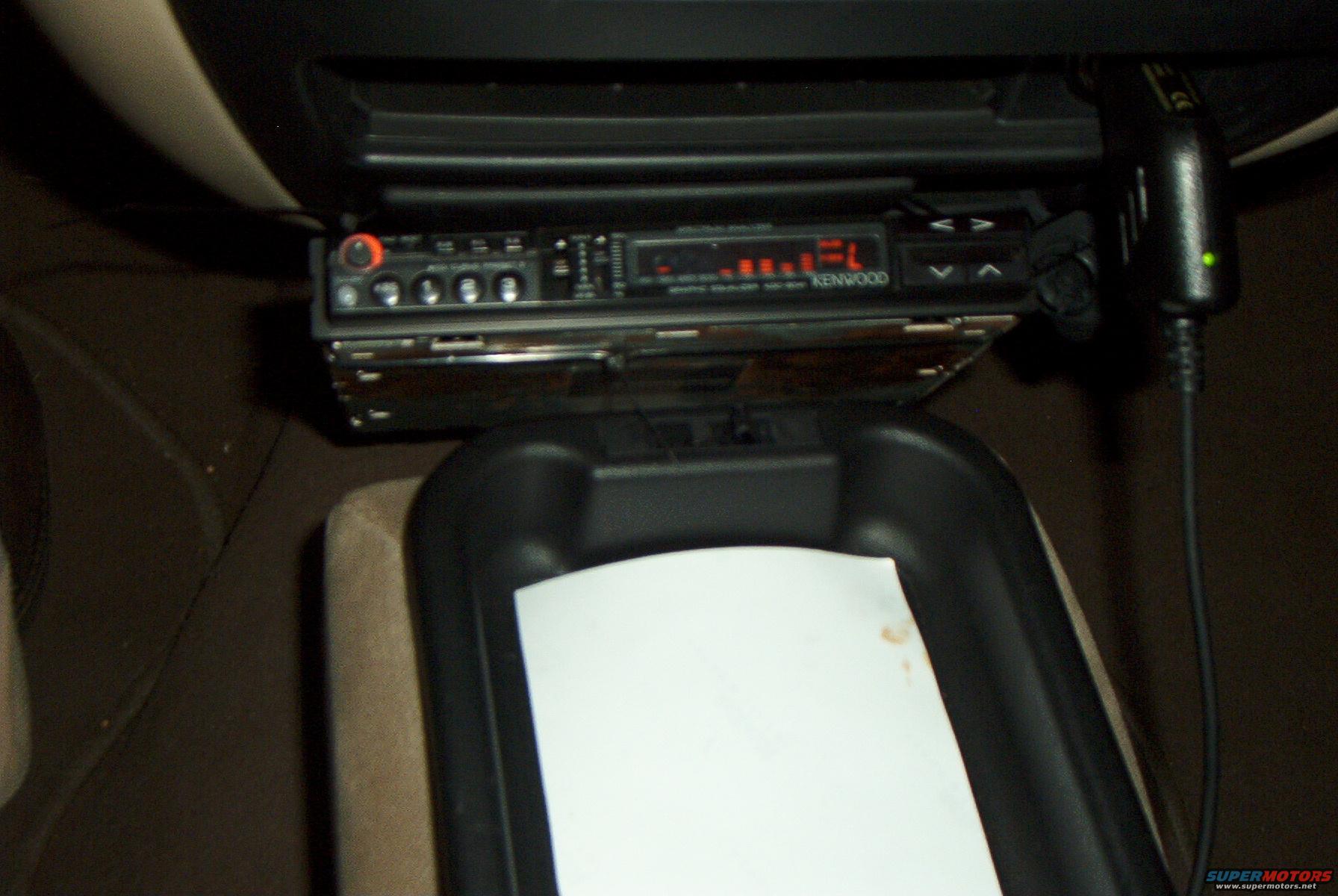2001 Ford Taurus photo