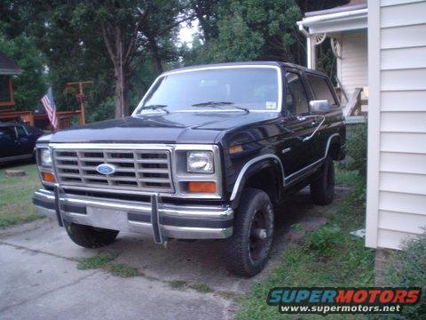 1984 Ford Bronco photo